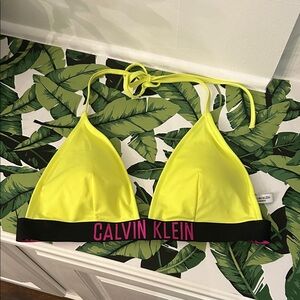 Calvin Klein Women's Yellow Bikini Top size large